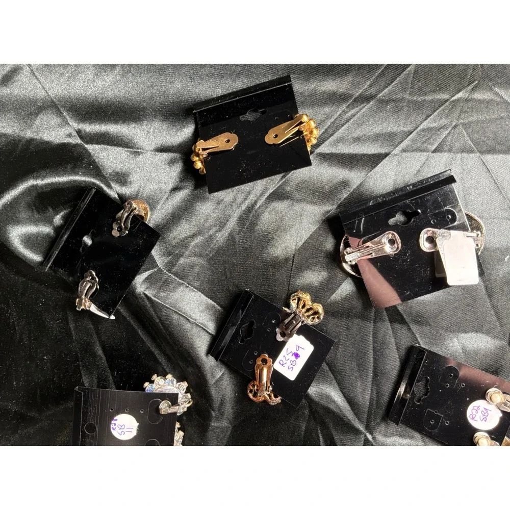 Lot of 8 Vintage Estate Lot Clip-On Earrings Rhinestone Statement Jewelry